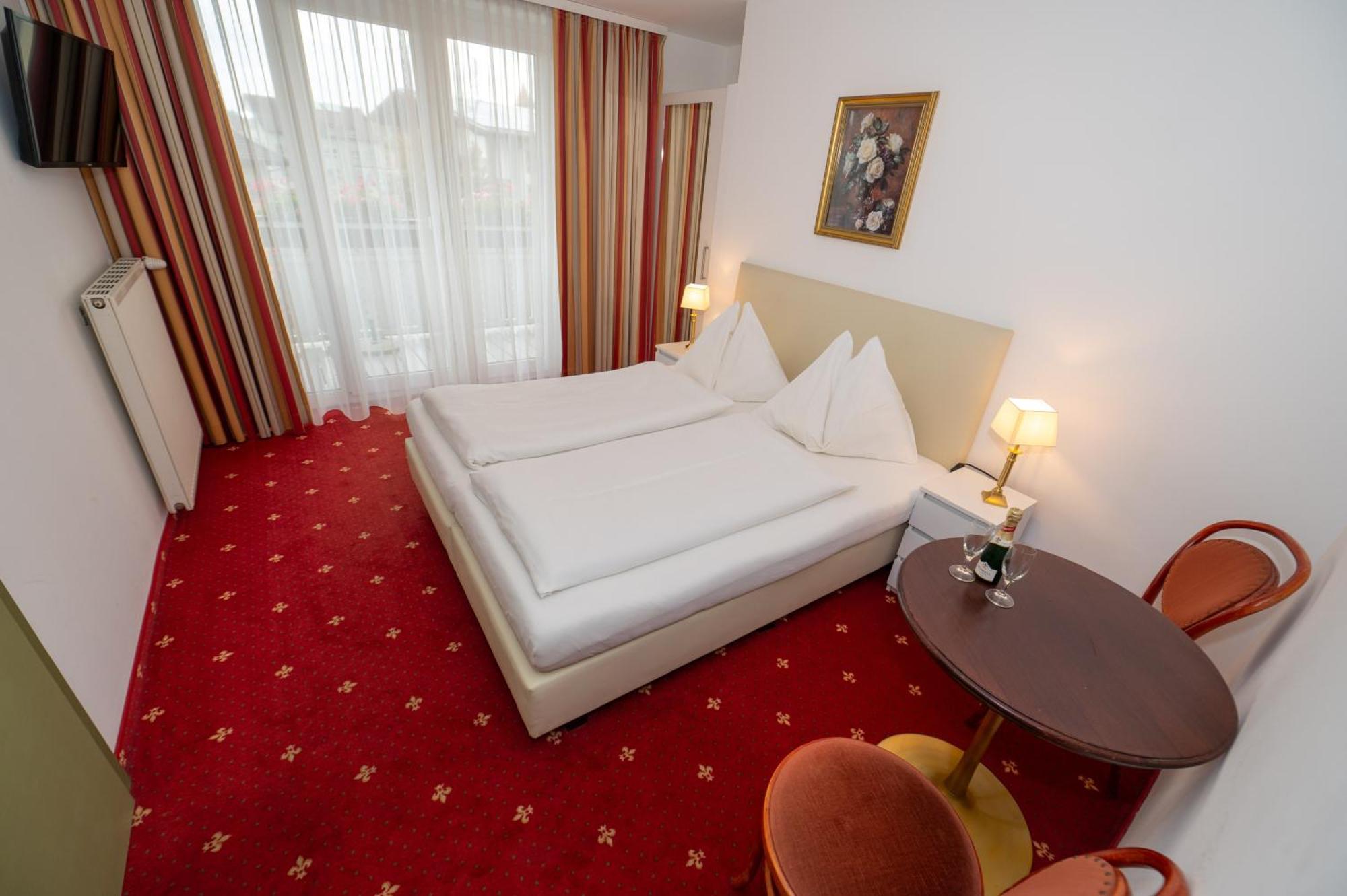 Pension & Apartments Ertl Зеебоден Экстерьер фото
